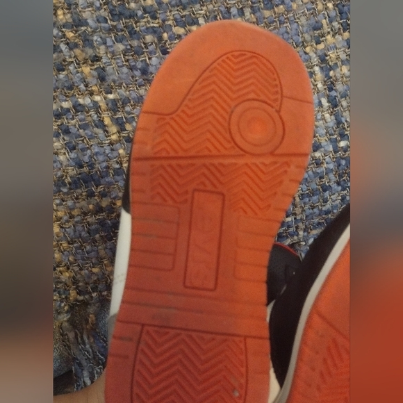 Levi's toddler size 9 - Picture 3 of 4